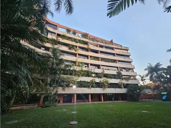 Se Vende  Apto 250m² 3h+s/3b+s/3p  Campo Alegre