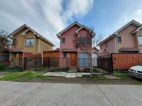 Casa En Los Prados De Nos (5d-2b) - San Bernardo