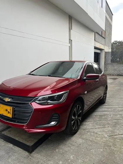 Chevrolet Onix 1.0t Premier Sedan At