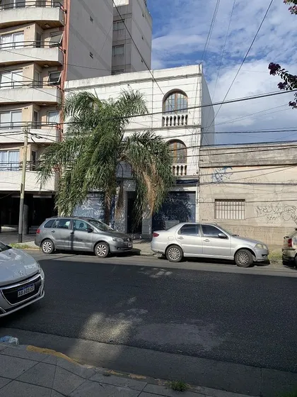 Venta 2 Amb. Al Frente Ciudadela Centro