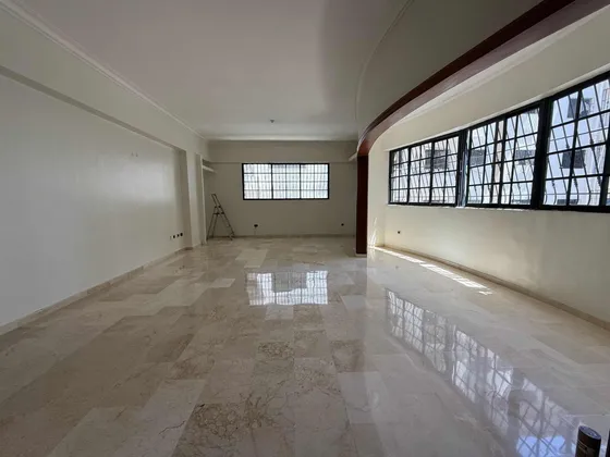 Alquiló Evaristo Morales Piso 4 Tres Hab Con Baño Dos Parque