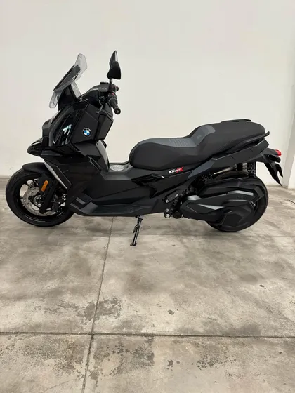 C 400 X