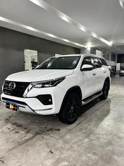 Toyota Hilux Sw4 2.8 Srx 177cv 4x4 7as 6at