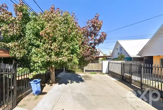 Casa En Venta De 3 Dorm. En Talca