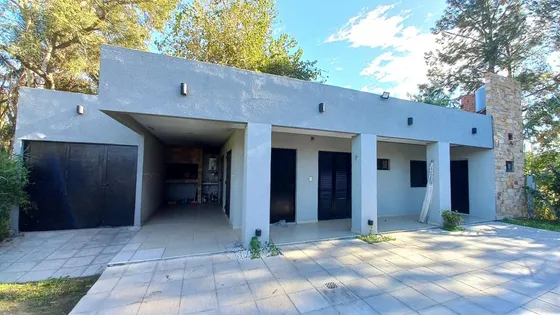 Hermosa Casa/quinta En Arroyo Leyes
