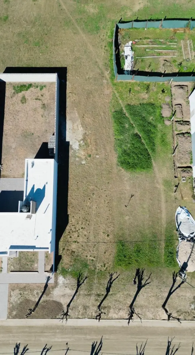 300 m² Plot for Sale in Quebracho Herrado