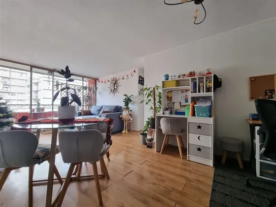 Departamento En Venta De 3 Dorm. En Santiago