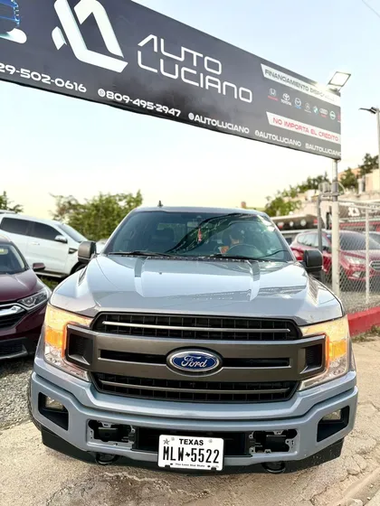 Ford F-150 Xlt 4x4 Clean