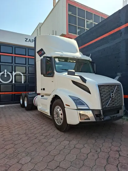Volvo Daycab Mod. 2019