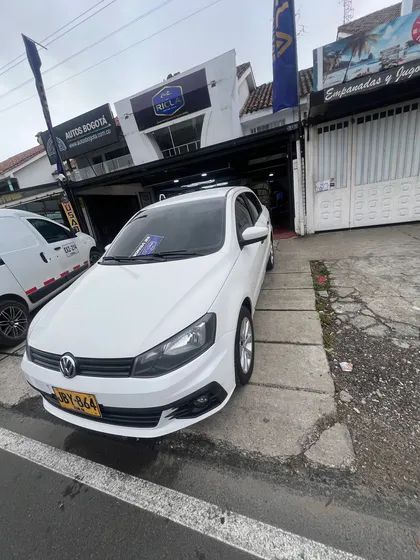 Volkswagen Voyage 1.6 Trendline
