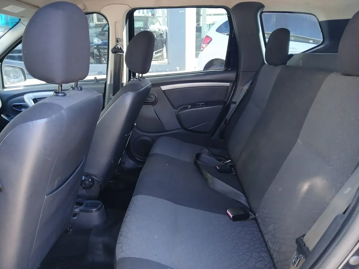 Renault Duster 1.6 4x2 Confort 110cv5436189182853324815