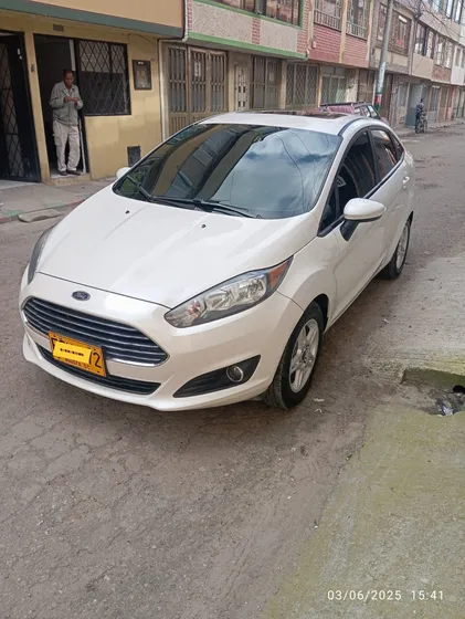 Ford Fiesta 1.6 Sportback Se