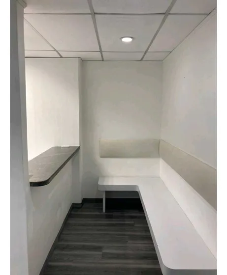Alquilo Oficina 54m2 Centro Profesional Santa Paula 5639