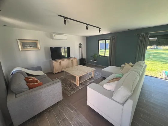 Hermosa Casa De Espectacular Construcción En Venta