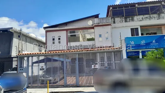 % Rafael Gamarra Ofrece En Alquiler, Impecable Oficina, 2f18737, En Optimas Condiciones, Cercana A La Av Vargas Barquisimeto. Contactame!
