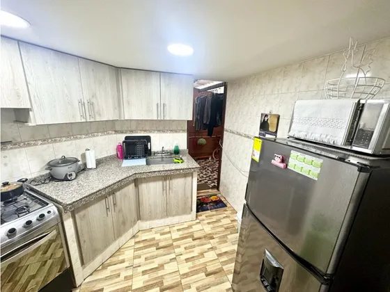 Se Vende Apartamento Av. Centenario A Pocos Minutos Del Centro