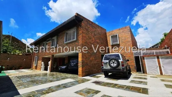 Casa En Venta En Cumbres De Curumo 25-7193 Ab