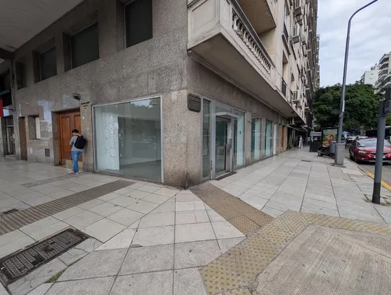 Local En Alquiler Avenida Libertador Esquina Callao