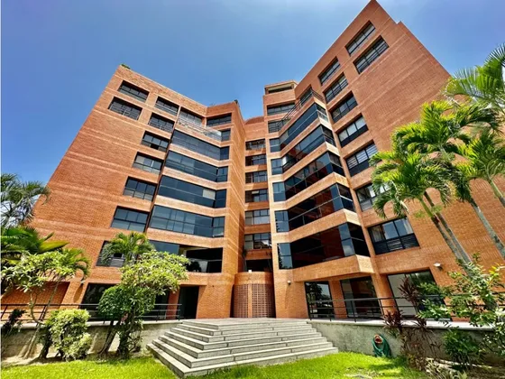 Se Vende Ph 300m2 4h+s/6b/3p Colinas De Valle Arriba