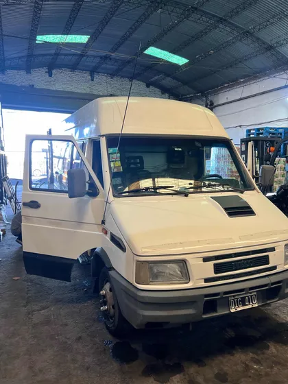 Iveco Daily 3.0 35.10 Furgon
