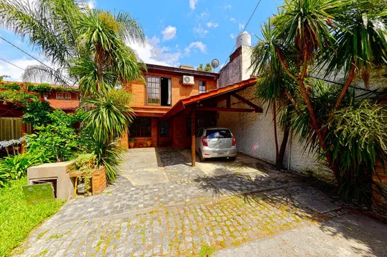 Venta Casa 5 Ambientes En Ituzaingo Oportunidad