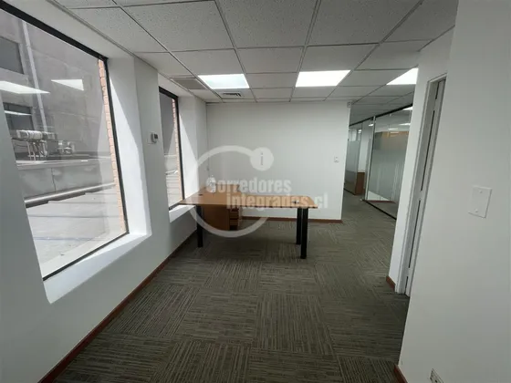 Oficina En Arriendo En Providencia