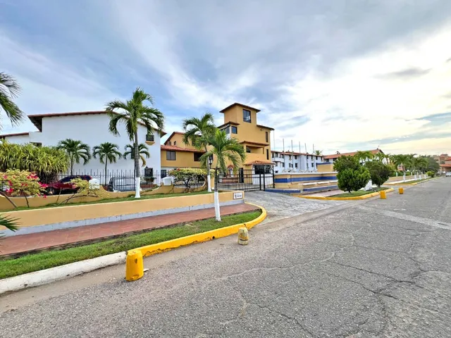 En Venta Apartamento De Lujo En El Conjunto Residencial Puerto Banus De La Cuidad De Lechería.