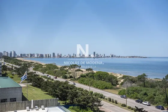 Departamento Semipiso En Venta En Fendi Chateau. 