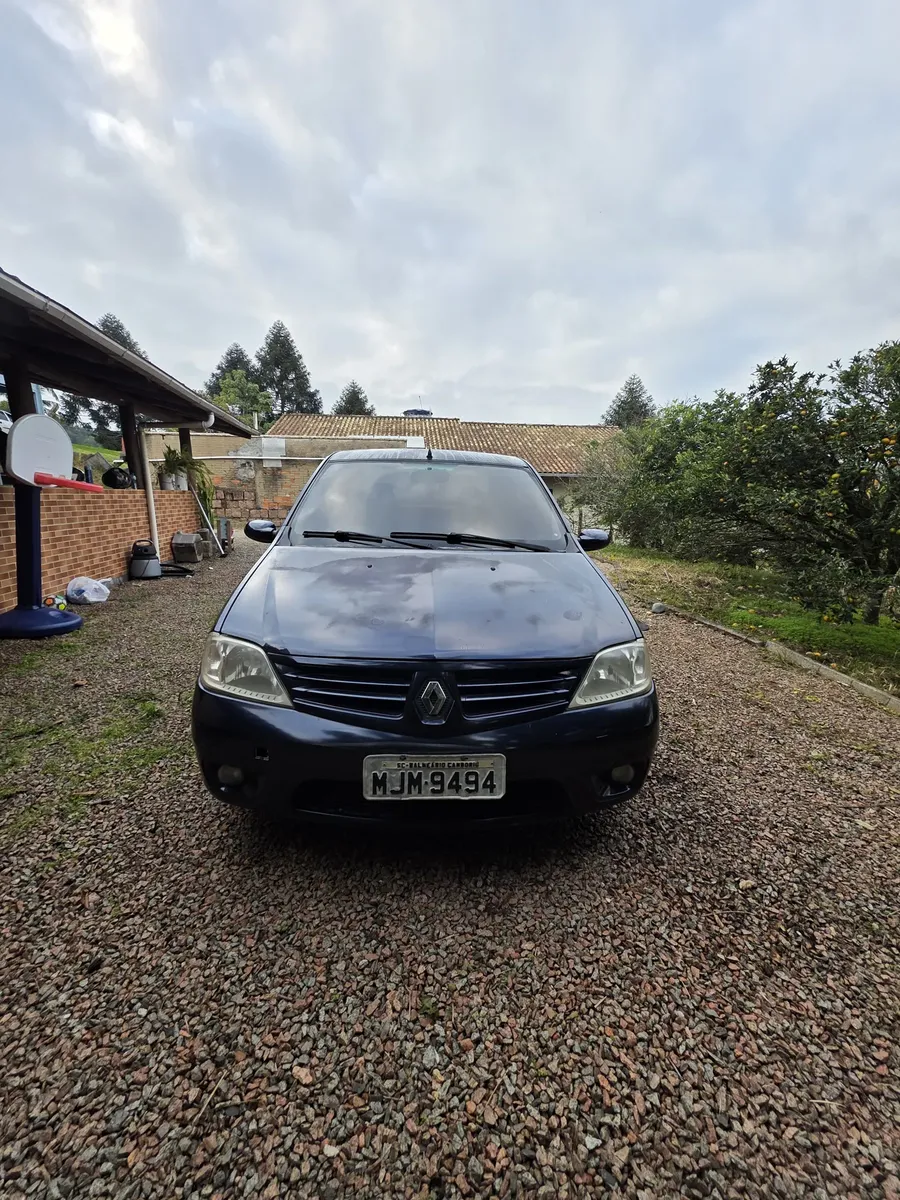 Renault Logan 2008 1.0 16v Expression Hi-flex 4p — foto 2