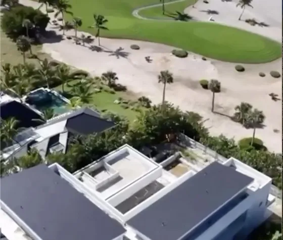 Villa En Venta , Proyecto En Cap Cana, Punta Cana, 1713m2, 10 Hab. 6 Parqueos, Comunidad Exclusiva Con Acceso A Campo De Golf, Playa, Cerca Del Aeropuerto, Seguridad, Entorno, Multicultural, Invierte.