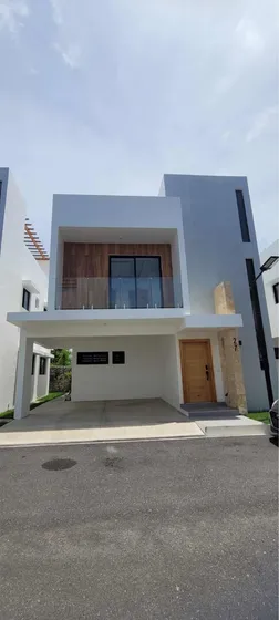 En Venta Villa Marina 27 , Residencial Brisas