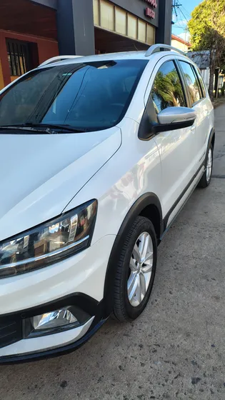 Volkswagen Suran Cross Highline