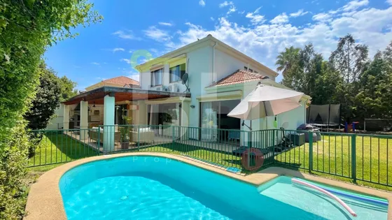Impecable Casa Remodelada En El Mejor Sector De San Carlos