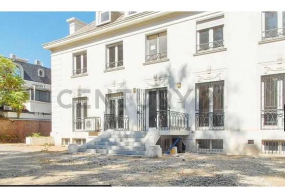 Amplia Oficina Providencia  Arriendo 769 M
