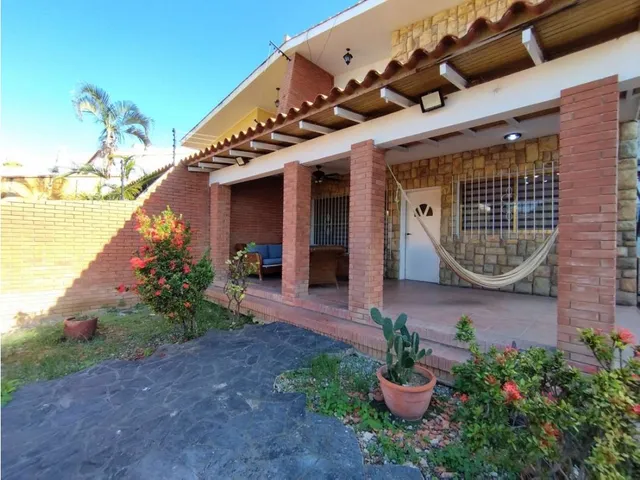 Caraballeda, Los Corales, La Guaira