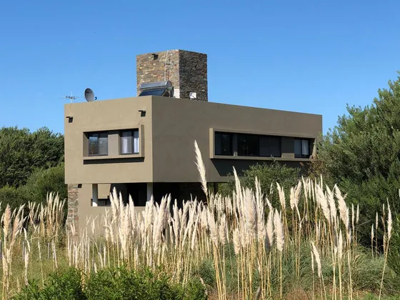 Casa En Venta Barrio Cerrado Con Salida Al Mar Punta Médanos A Pocos Kilómetros De Pinamar