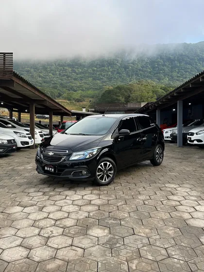 Chevrolet Onix Onix Hatch Ltz 1.4 8v Flexpower 5p Mec.