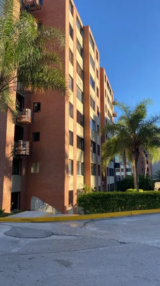 Venta Apartamento Los Naranjos Humboldt Oportunidad Kr