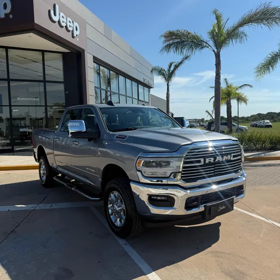 Ram 2500 6.7 Laramie At6 350cv 4x4