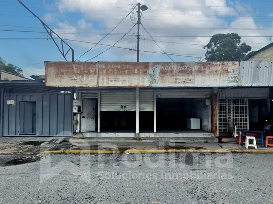 Local En Alquiler Barrio Metropolitano, Avenida Casanova Godoy