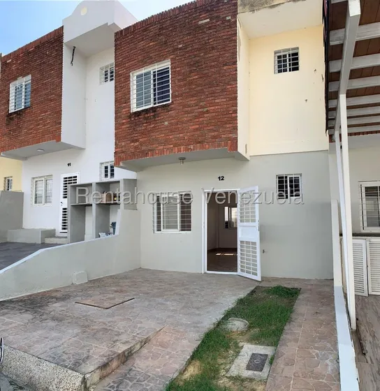 Casa En Venta En La Piedad Norte, Cabudare #// Mónica Carrasquel, Rah Centro Occidente /*# Oportunidad De Inversión