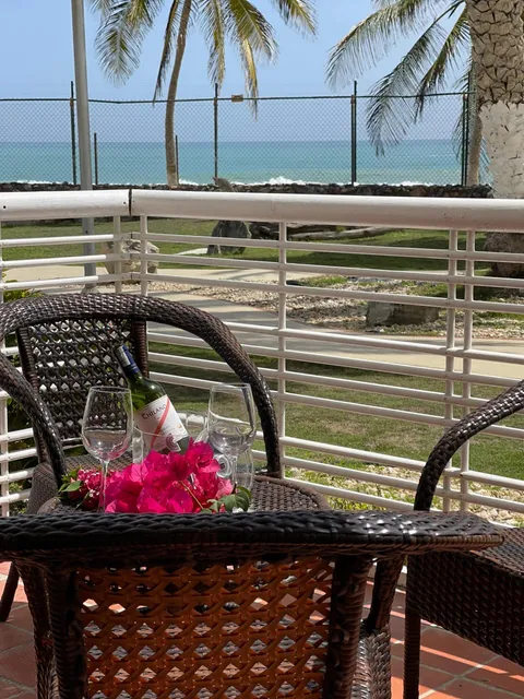 Alquiler Vacacional Conjunto Playa Moreno Edificio Caracola Planta Baja Con Vista Al Mar Y Piscina Costa Azul Cerca Playa La Caracola Margarita 