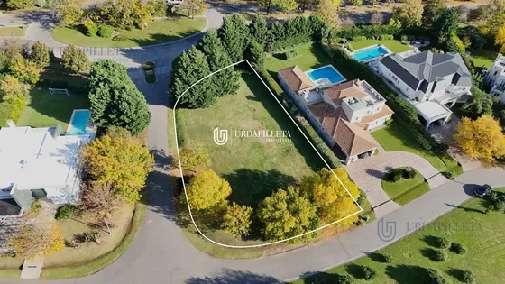 Venta De Lote En Ayres De Pilar - 3498