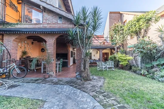 Casa - Venta - Doble Cochera - Jardin - Villa Ballester, San Martin