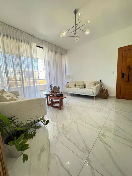 A La Venta Hermoso Penthouse