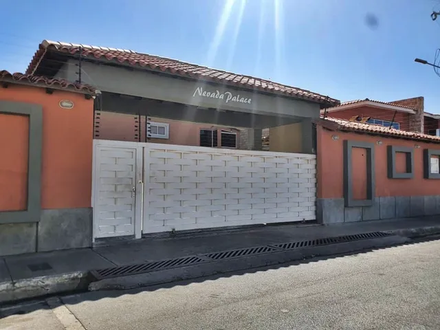 Tonwhouse En Venta Nevada Palace Moderno Amoblado