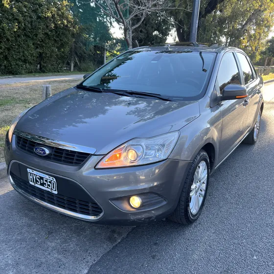 Ford Focus 2 2.0 Exe Sedan Ghia At
