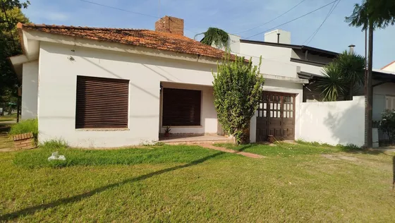 Venta De Hermosa Casa En San Carlos Centro