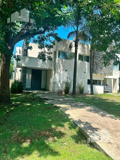 Alquiler Casa En Barrio Cerrado Santa Ana Francisco Alvarez 