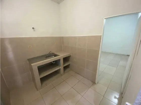 Anexo En Alquiler Cagua 1 Habitación Urb La Fundación